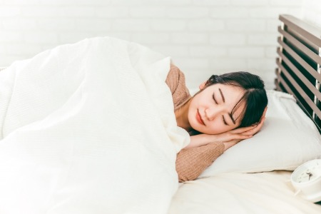ぐっすり眠る快眠方法！おすすめなアイテムを紹介