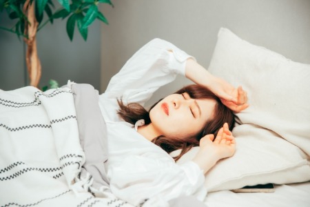 睡眠不足の影響は生活習慣に関係する 