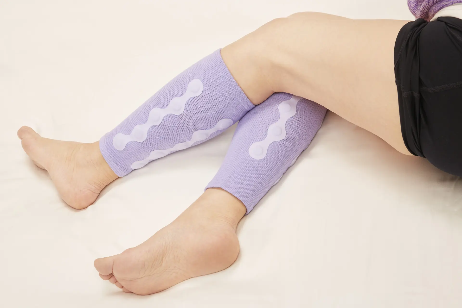 ふくらはぎ指圧サポーター着用